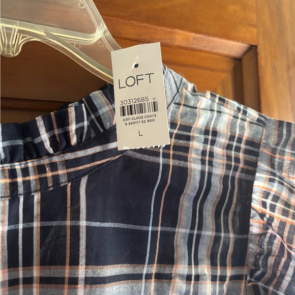 Loft NWT plaid blouse! - Picture 2 of 2